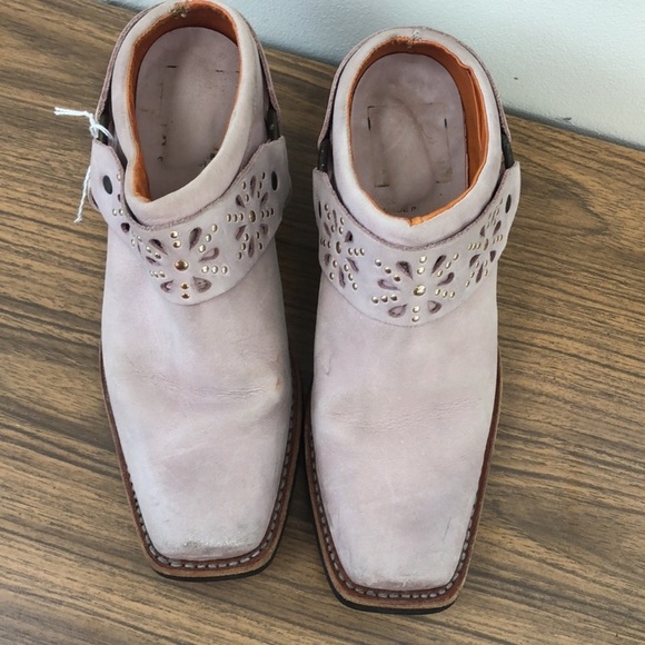 🎀Frye Womens Slip On Western Harness Clogs Mules Light pink laser cut size 6 - Picture 2 of 8